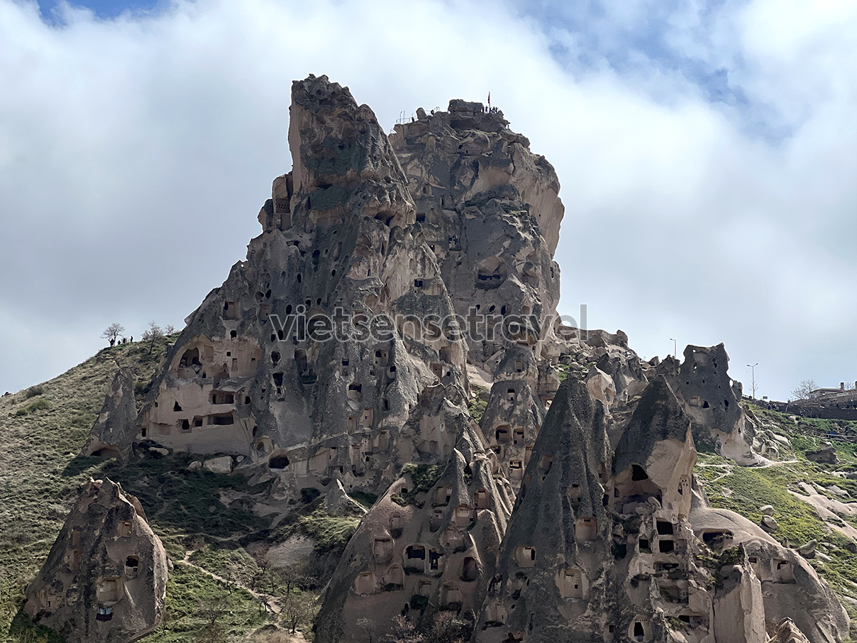 Thung lũng Pigeon những tổ chim trên núi đá ở Cappadocia
