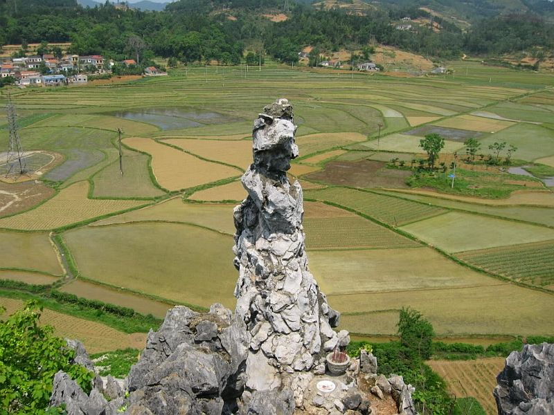 Tượng nàng Tô Thị