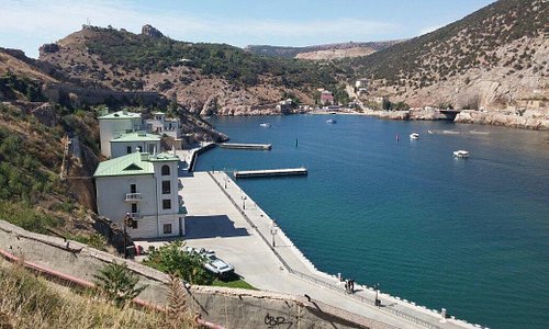 Vịnh Balaklava kỳ quan thiên nhiên thứ 8 của thế giới tại Crimea