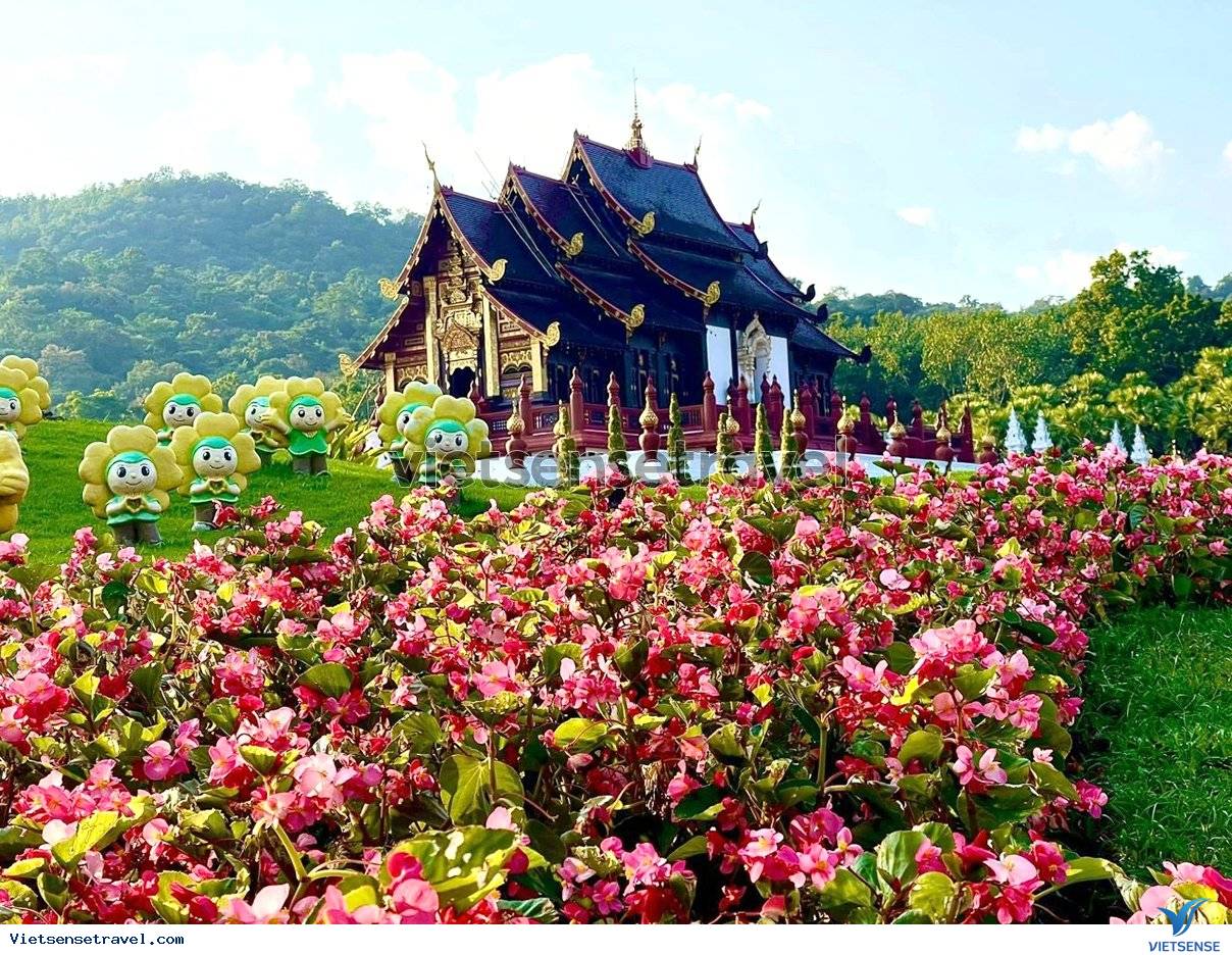 Vườn hoa hoàng gia Royal Flora Garden