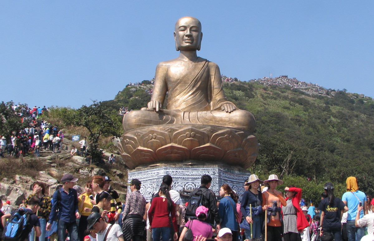 Yên Tử Khánh Thành Bảo Tượng Đồng