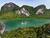 Tour du thuyền Amethyst Day Cruise 5 sao khám phá Hạ Long trong ngày
