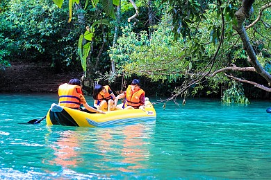 Du Ngoạn Động Phong Nha - Sông Chày Hang Tối