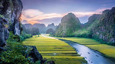 Ninh Bình có các địa danh du lịch nào ? Có món đặc sản nào ? Ninh Bình có các địa danh du lịch nào ? Có món đặc sản nào ?
