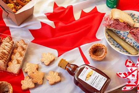 Ẩm thực Canada có những gì? Khám phá hương vị độc đáo và phong phú