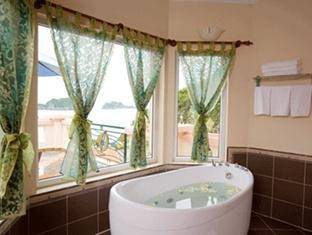 Cát Bà Island Resort