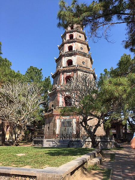 Chùa Thiên Mụ - Ngôi chùa mang tinh hoa văn hoá Huế