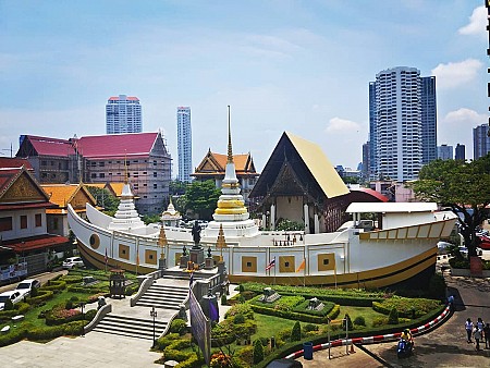 Chùa thuyền Wat Yannawa ở Thái Lan có gì bí ẩn? Giải mã ngay!
