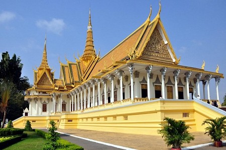 Cung điện hoàng gia - Điểm đến tuyệt vời khi ghé thăm Campuchia