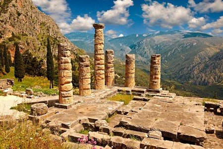 Di tích cổ Delphi - Thánh địa trong tôn giáo Hy Lạp