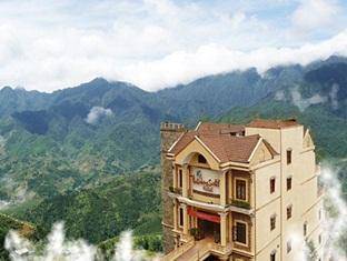 Khách sạn Holiday Sapa