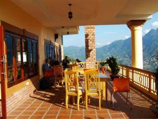 Khách sạn Holiday Sapa
