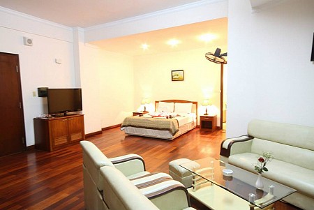 Holiday View Cát Bà