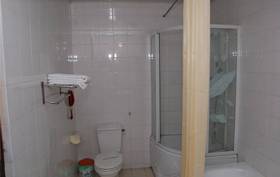 Khách sạn Bạch Đằng Hạ Long