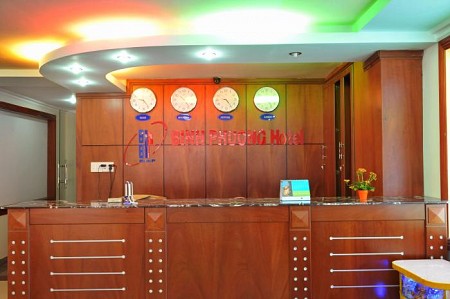 Khách sạn Bình Phương