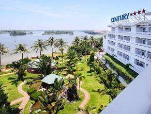 Khách sạn Century Riverside