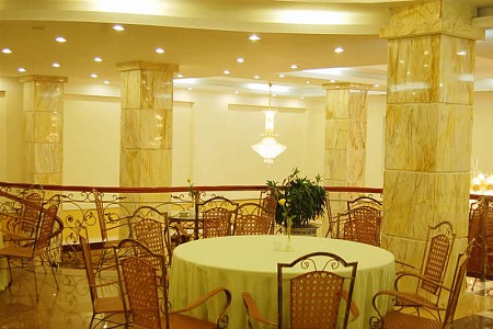 Khách sạn Golden Hạ Long