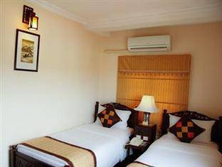 Khách sạn Hồng Ngọc 2