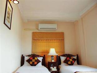 Khách sạn Hồng Ngọc 2