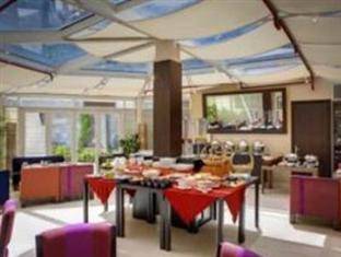 Khách sạn Mercure Hà Nội