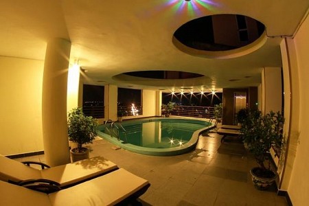 Khách sạn Ngọc Hương Huế