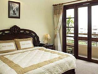 Khách sạn Ngọc Hương Huế