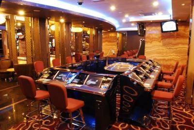 Khách sạn Petro House