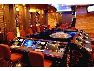 Khách sạn Petro House