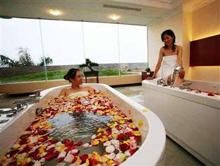 Khách sạn Phương Đông Cửa Lò