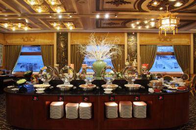 Khách sạn Rex Việt Nam