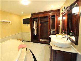 Khách sạn Sài Gòn Kim Liên 4 sao