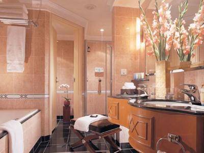 Khách sạn Sheraton Sài Gòn