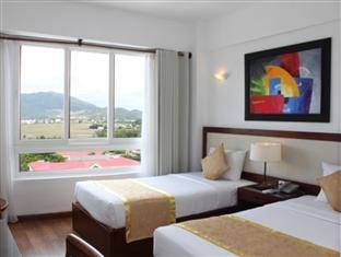 Khách sạn Starlet Nha Trang