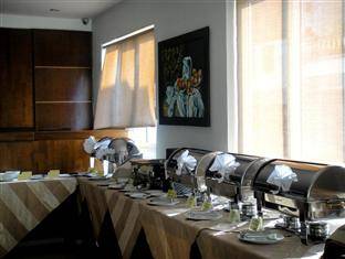 Khách sạn Starlet Nha Trang