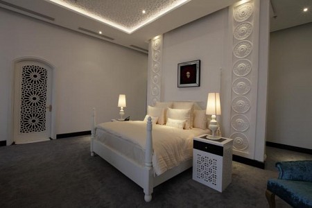 Khách sạn TajmaSago Castle