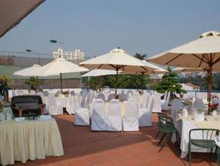 Khách sạn Thắng Lợi