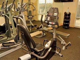 Khách sạn Thắng Lợi