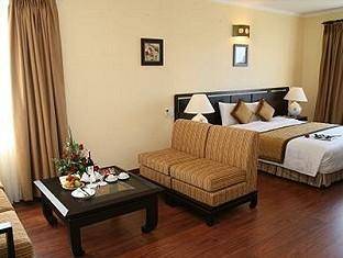 Khách sạn Thăng Long