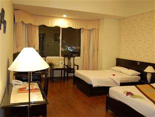 Khách sạn The Light