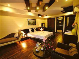 Khách sạn The Summer