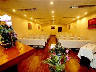 Khách sạn The Summer