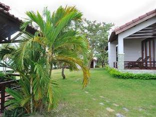 White Sand Dốc Lết Beach Resort