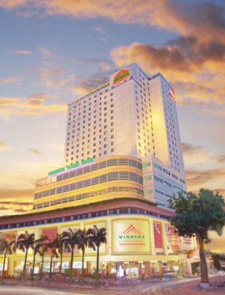 Khách sạn Windsor Plaza