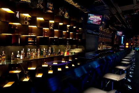 Khách sạn Windsor Plaza