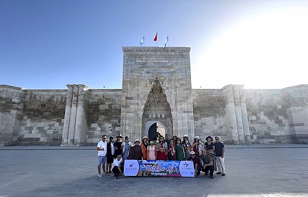 Khám phá Sultanhani Caravanserai từ thế kỷ 13