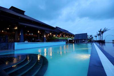 Khu nghỉ dưỡng Tropicana Beach