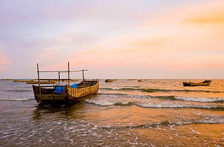 Kinh nghiệm du lịch biển Trà Cổ cập nhật 2023