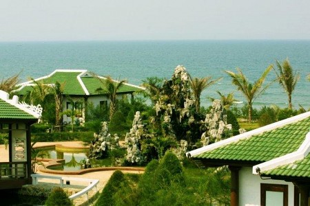 Lăng Cô Beach Resort