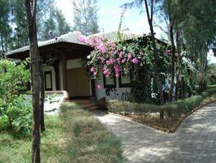 Lăng Cô Beach Resort