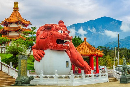 Tham quan Miếu Văn Võ ngôi chùa đẹp nhất tại Đài Loan